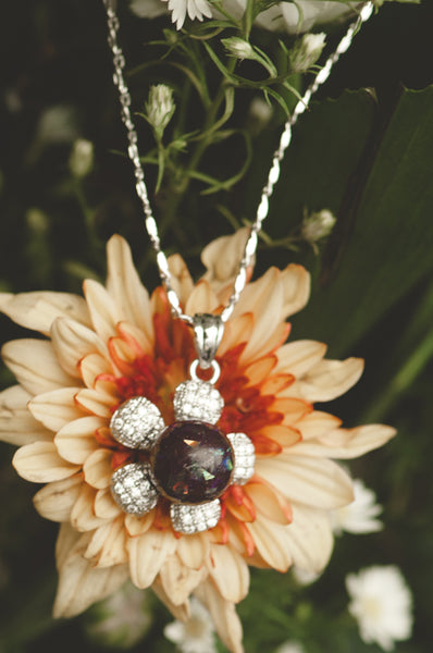 ACELIN FLOWER PEARL PENDANT