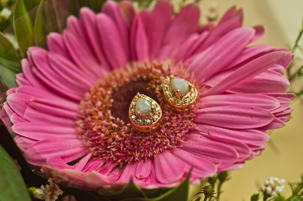 ALONDRA - TEAR DROP EARRING