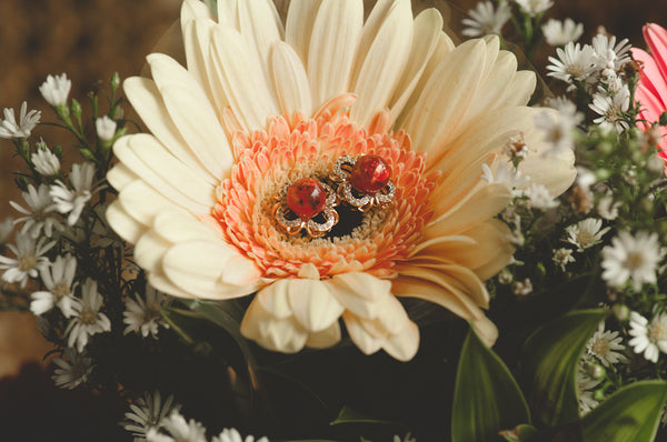 AUDETTE - FLOWER PEARL EARRING