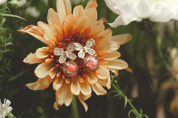 BEATA - BUTTERFLY PEARL EARRINGS