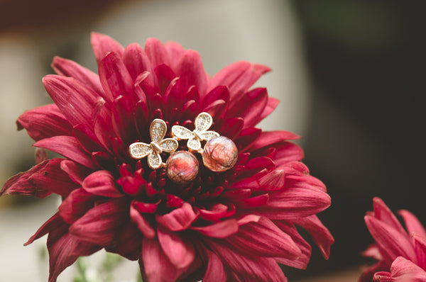 BEATA - BUTTERFLY PEARL EARRINGS