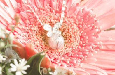 BEATA - BUTTERFLY PEARL PENDANT