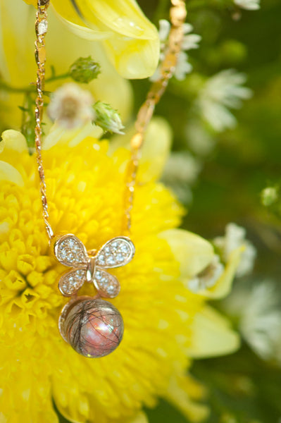 BEATA - BUTTERFLY PEARL PENDANT