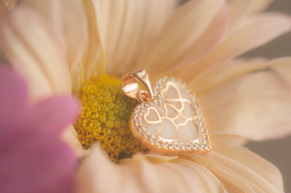 DARCEY - HEART PENDANT