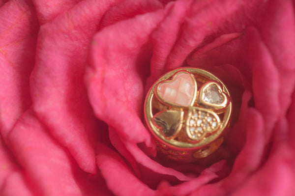 ABE - DOUBLE SIDED CLOVER CHARM