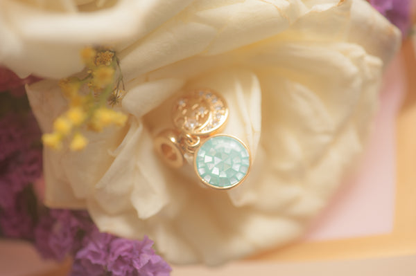 TERESA - DONGLE CHARM