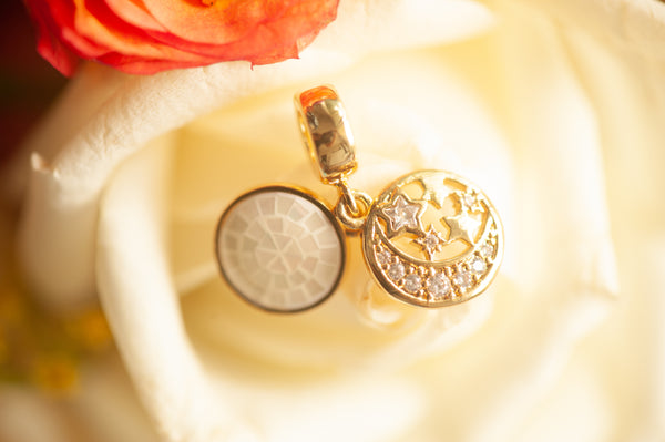 TERESA - DONGLE CHARM