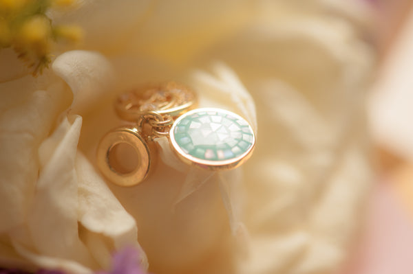 TERESA - DONGLE CHARM