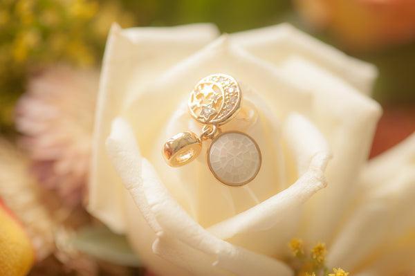 TERESA - DONGLE CHARM