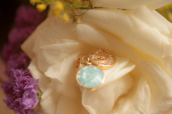 TERESA - DONGLE CHARM