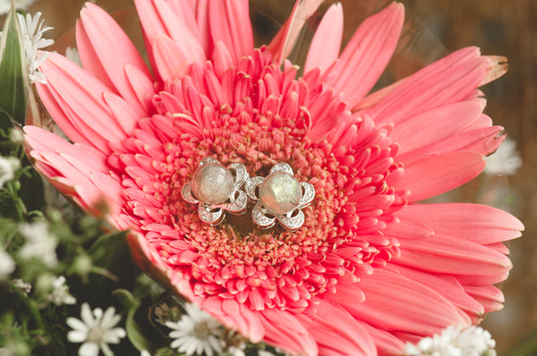 DENISA - FLOWER PEARL EARRING