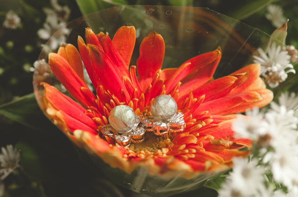 DENISA - FLOWER PEARL EARRING