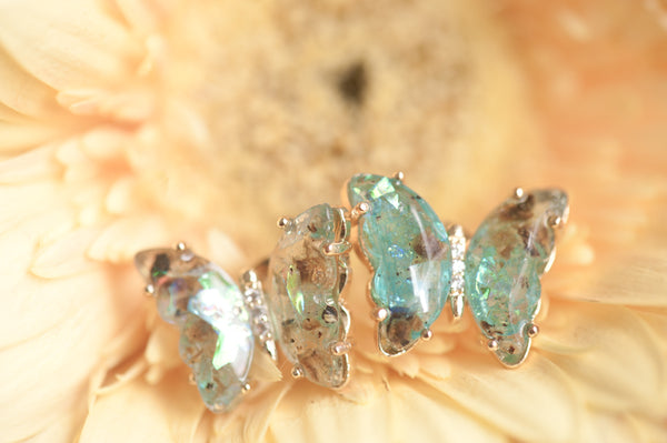 JANKA - BUTTERFLY EARRING