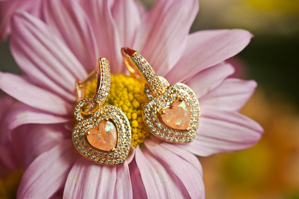 JULES - DANGLING HEART EARRING