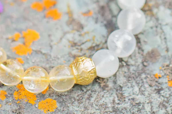 KAORI - SELENITE, CITRINE AND MONEY BAG BRACELET