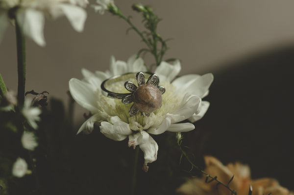 LYDIA - FLOWER PEARL RING