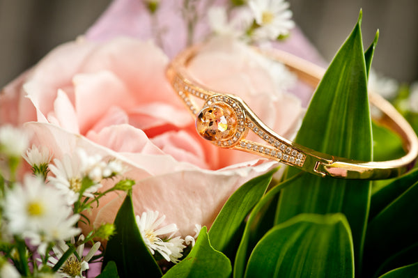 MIMOSA - PEARL BANGLE