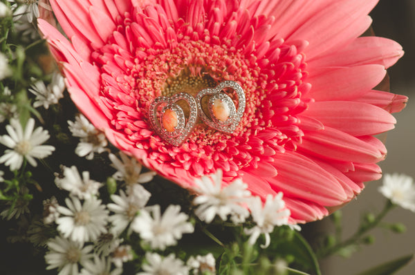 MINNA - HEART OVAL EARRING