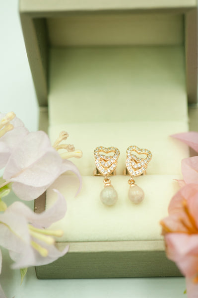 TYAS - DOUBLE HEART PEARL EARRINGS