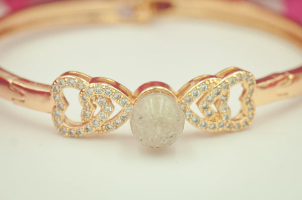 TYAS - DOUBLE HEART PEARL BANGLE