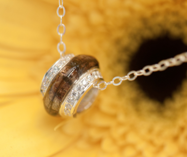 MELISA - DISC CHARM PENDANT