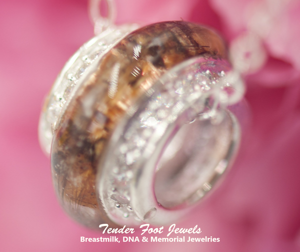 MELISA - DISC CHARM PENDANT