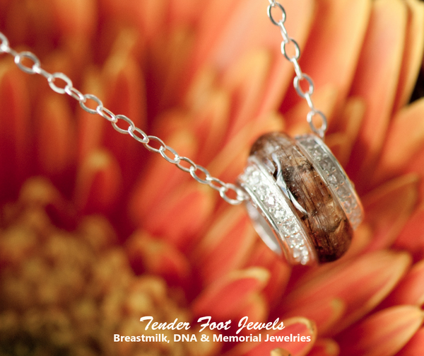 MELISA - DISC CHARM PENDANT