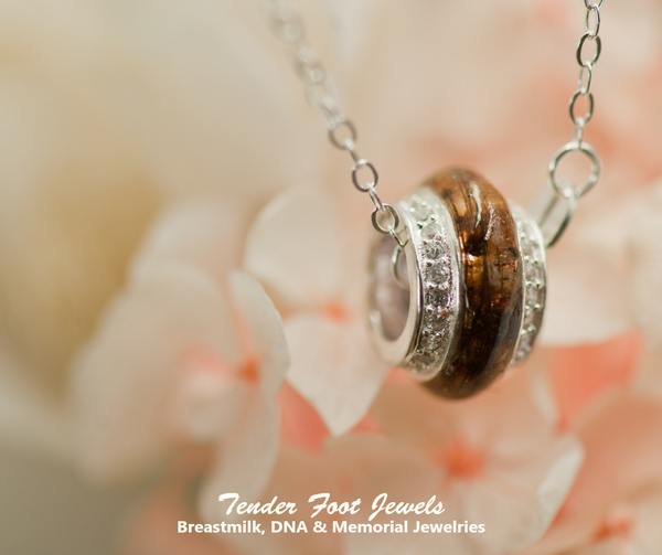 MELISA - DISC CHARM PENDANT