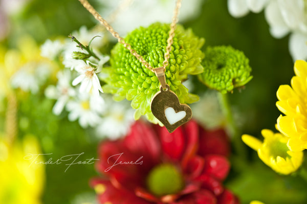 ALONA - HEART PENDANT