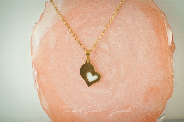 ALONA - HEART PENDANT