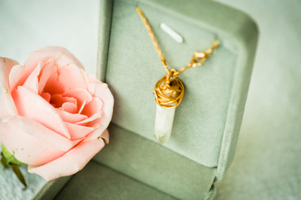 AMARA - CRYSTAL PENDANT