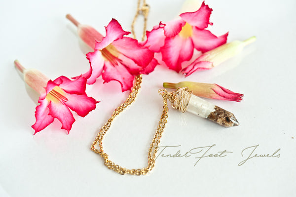 AMARA - CRYSTAL PENDANT