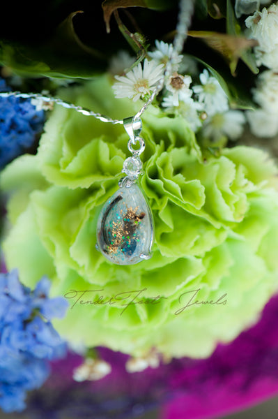 AVA - TEAR DROP PENDANT