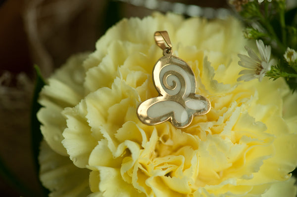 BAILEY - BUTTERFLY PENDANT