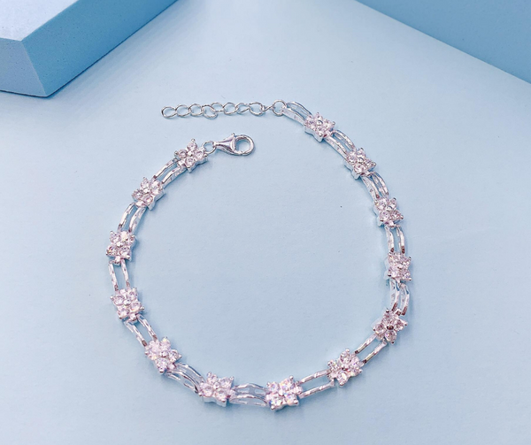 BATHILDIS - Flower Bracelet
