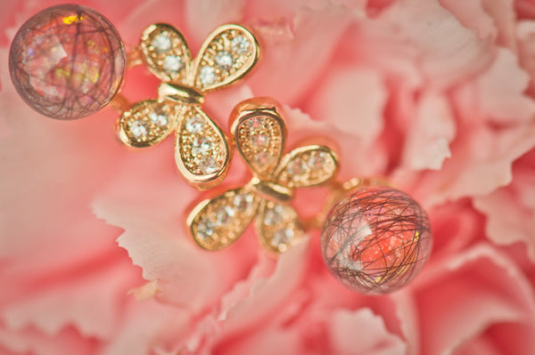 BEATA - BUTTERFLY PEARL EARRINGS