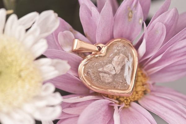 BEVERLY - DOUBLE SIDED HEART PENDANT