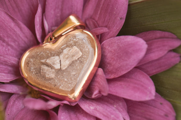 BEVERLY - DOUBLE SIDED HEART PENDANT