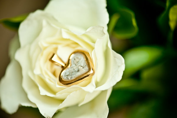 BEVERLY - DOUBLE SIDED HEART PENDANT