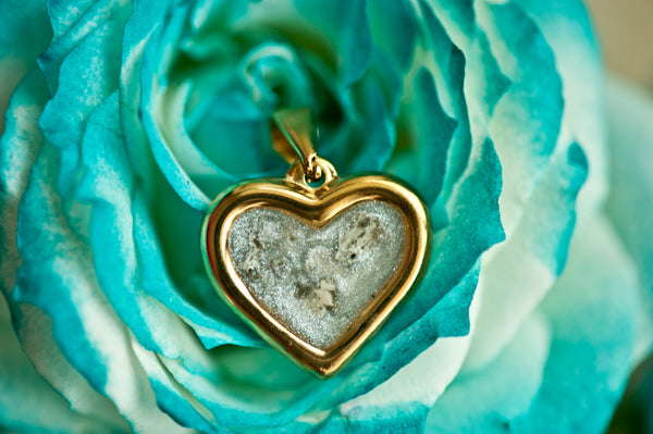 BEVERLY - DOUBLE SIDED HEART PENDANT