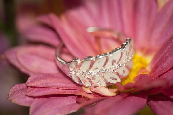 BRIDGET - LEAF RING