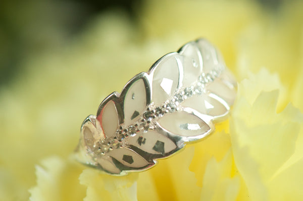 BRIDGET - LEAF RING