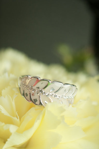 BRIDGET - LEAF RING