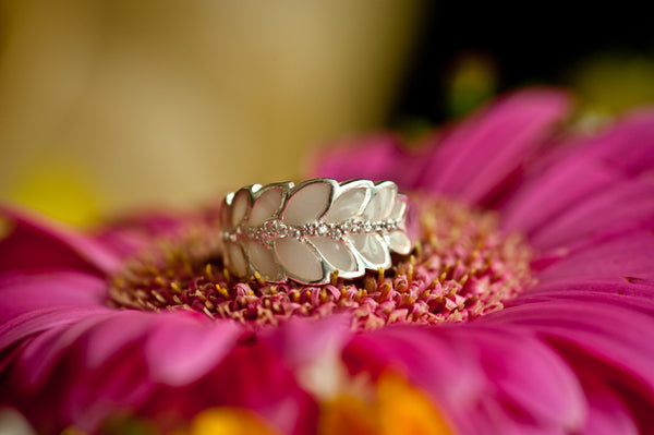 BRIDGET - LEAF RING