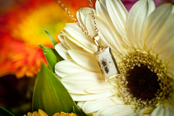 CAROLENA - RECTANGLE PENDANT