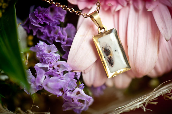 CAROLENA - RECTANGLE PENDANT