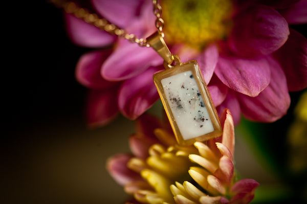 CAROLENA - RECTANGLE PENDANT