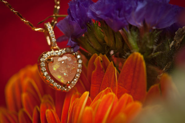 CHLOE - DANGLING HEART PENDANT