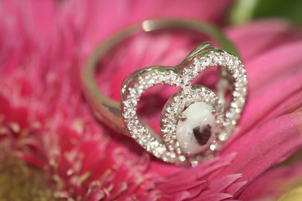 CILKA - HEART OVAL RING