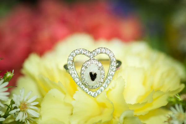 CILKA - HEART OVAL RING